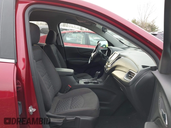 2021 Chevrolet Equinox LT with VIN 3GNAXKEVXML310379, listed as a IAAI auction lot 41918006 with 42,986 mi miles. Bid and sale history available at carsss.com. Image 5.