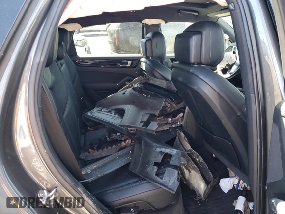 2022 Porsche Cayenne Turbo S E-Hybrid with VIN WP1AA2AY9NDA03317, listed as a Copart auction lot 47433095 with Not provided miles and Salvage title. Bid and sale history available at DreamBid. Image 11.