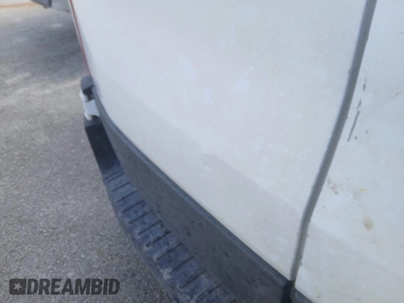 2019 Ford Transit Passenger XL z VIN 1FBAX2CM8KKA85224, wystawiony jako IAAI lot #42845272 z przebiegiem 142 658 mil mil oraz . Historia ofert i sprzedaży dostępna na DreamBid. Obrazek 2.