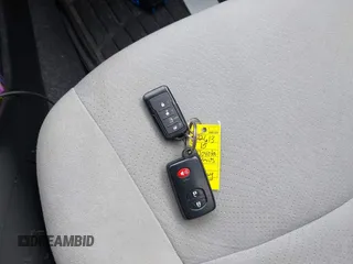 2015 Toyota Prius Four z VIN JTDKN3DU5F1934117, wystawiony jako IAAI lot #42370807 z przebiegiem 67 806 mil mil oraz . Historia ofert i sprzedaży dostępna na DreamBid. Obrazek 11.