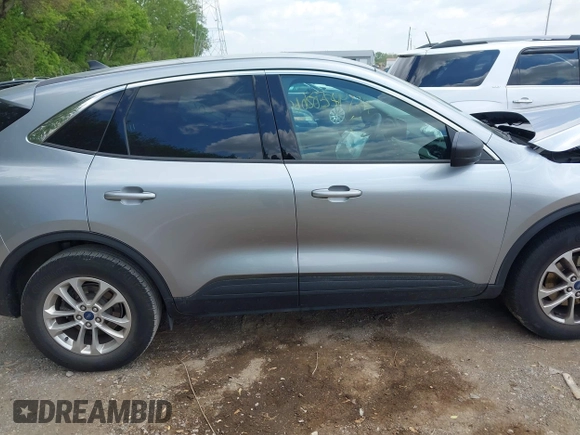 2022 Ford Escape SE z VIN 1FMCU9G62NUB34729, wystawiony jako IAAI lot #42202065 z przebiegiem 22 706 mil mil oraz . Historia ofert i sprzedaży dostępna na DreamBid. Obrazek 13.