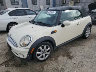 2010 MINI Convertible with VIN WMWMR3C52ATU96951, listed as a Copart auction lot 82038804 with 120,199 mi miles and Clean Title. Bid and sale history available at DreamBid. Image 1.