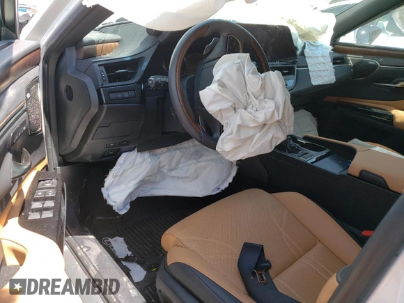 2024 Lexus ES 350 Luxury with VIN 58AEZ1B19RU176840, listed as a Copart auction lot 70298934 with Not provided miles and Salvage title. Bid and sale history available at DreamBid. Image 8.