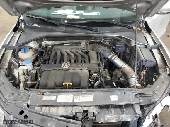 2013 Volkswagen Passat SEL Premium with VIN 1VWCM7A34DC081699, listed as a Copart auction lot 46140225 with 157,853 mi miles and Salvage Title. Bid and sale history available at carsss.com. Image 13.
