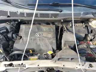 2011 Toyota Sienna XLE AAS with VIN 5TDYK3DCXBS117023, listed as a IAAI auction lot 41581785 with 216,341 mi miles. Bid and sale history available at carsss.com. Image 10.