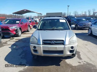 2006 Hyundai Tucson GL with VIN KM8JM12BX6U419239, listed as a IAAI auction lot 41755456 with 88,094 mi miles. Bid and sale history available at carsss.com. Image 12.