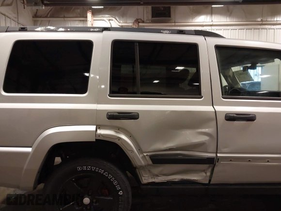 2006 Jeep Commander с VIN 1J8HG48K76C221543, выставлен на аукционе IAAI как лот 42310672 с пробегом 208 643 миль миль и . История ставок и продаж доступна на DreamBid. Изображение 6.