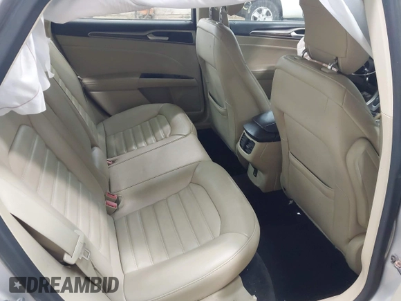 2014 Ford Fusion SE with VIN 3FA6P0H92ER284852, listed as a IAAI auction lot 42104842 with 103,295 mi miles. Bid and sale history available at carsss.com. Image 8.