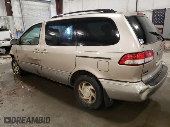 2003 Toyota Sienna LE with VIN 4T3ZF13C63U554693, listed as a Copart auction lot 47836475 with 288,512 mi miles and Salvage Title. Bid and sale history available at carsss.com. Image 2.