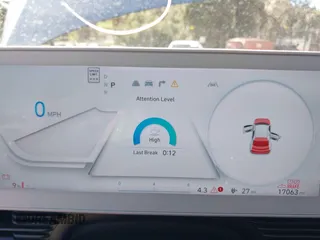 2024 Hyundai Ioniq 5 SE z VIN KM8KM4DE3RU316276, wystawiony jako IAAI lot #41859525 z przebiegiem 17 063 mil mil oraz . Historia ofert i sprzedaży dostępna na DreamBid. Obrazek 7.