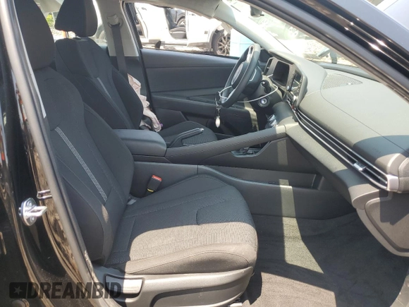 2025 Hyundai Elantra SE with VIN KMHLL4DG0SU931768, listed as a Copart auction lot 60353885 with 1,319 mi miles and Salvage title. Bid and sale history available at DreamBid. Image 7.