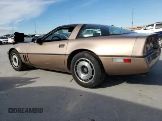 1985 Chevrolet Corvette with VIN 1G1YY0785F5124812, listed as a Copart auction lot 60605264 with 880,422 mi miles and Salvage Title. Bid and sale history available at carsss.com. Image 2.