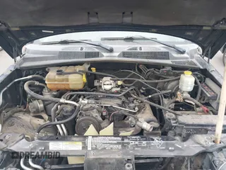 2005 Jeep Liberty Limited with VIN 1J4GL58K35W592405, listed as a IAAI auction lot 42769224 with Not provided miles and . Bid and sale history available at DreamBid. Image 10.