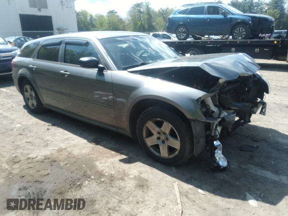 2005 Dodge Magnum z VIN 2D4FV48T65H514409, wystawiony jako IAAI lot #40228866 z przebiegiem 192 284 mil mil oraz . Historia ofert i sprzedaży dostępna na DreamBid. Obrazek 1.