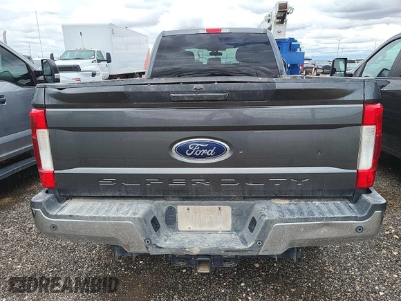 2019 Ford F-250 XL with VIN 1FT7W2BT3KEF53800, listed as a IAAI auction lot 42670822 with 180,316 mi miles and . Bid and sale history available at DreamBid. Image 5.