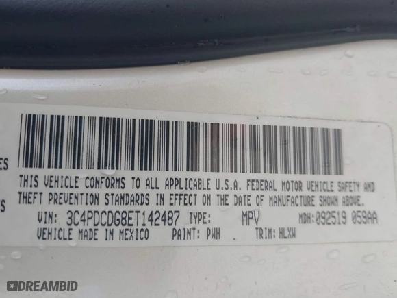 2014 Dodge Journey Limited with VIN 3C4PDCDG8ET142487, listed as a IAAI auction lot 41883362 with 117,632 mi miles. Bid and sale history available at carsss.com. Image 9.