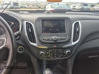 2021 Chevrolet Equinox LT z VIN 3GNAXJEV2ML379402, wystawiony jako IAAI lot #42504649 z przebiegiem 58 647 mil mil oraz . Historia ofert i sprzedaży dostępna na DreamBid. Obrazek 15.