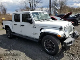 2023 Jeep Gladiator Overland z VIN 1C6HJTFG9PL535396, wystawiony jako Copart lot #53423225 z przebiegiem 45 596 mil mil oraz Nie do naprawy • Non repairable. Historia ofert i sprzedaży dostępna na DreamBid. Obrazek 4.