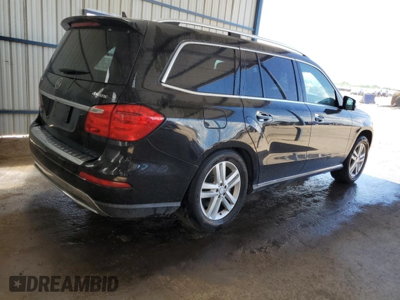 2016 Mercedes-Benz GL with VIN 4JGDF6EE5GA667542, listed as a Copart auction lot 68341884 with 182,239 mi miles and Clean Title. Bid and sale history available at carsss.com. Image 3.