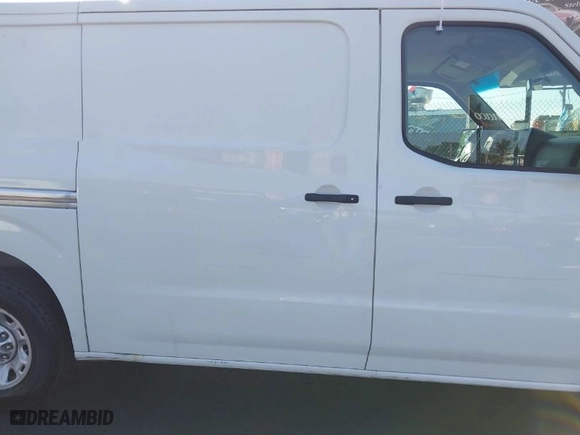 2016 Nissan NV SL with VIN 1N6BF0KY0GN805016, listed as a IAAI auction lot 41513982 with NaN miles. Bid and sale history available at carsss.com. Image 13.