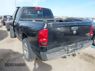 2008 Dodge 1500 SLT with VIN 1D7HU18288S599075, listed as a IAAI auction lot 41782914 with 221,244 mi miles. Bid and sale history available at carsss.com. Image 3.