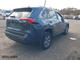 2023 Toyota RAV4 XLE with VIN 2T3P1RFV4PW392358, listed as a IAAI auction lot 40696838 with 18,682 mi miles. Bid and sale history available at carsss.com. Image 4.