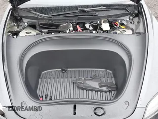 2024 Tesla Model 3 z VIN 5YJ3E1EA9RF858829, wystawiony jako IAAI lot #41160315 z przebiegiem 2 994 mil mil oraz . Historia ofert i sprzedaży dostępna na DreamBid. Obrazek 10.