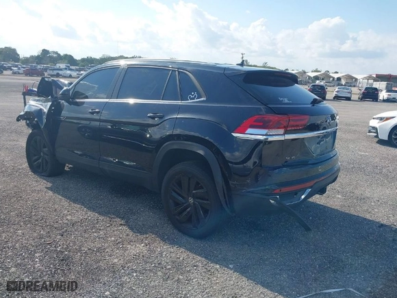 2023 Volkswagen Atlas Cross Sport 3.6L V6 SE w/Technology with VIN 1V2WE2CA0PC212559, listed as a IAAI auction lot 39032017 with 24,315 mi miles. Bid and sale history available at carsss.com. Image 3.