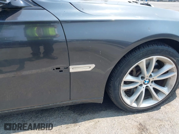 2010 BMW 7 Series 750Li with VIN WBAKB8C50ACY64262, listed as a IAAI auction lot 42433667 with 121,008 mi miles and . Bid and sale history available at DreamBid. Image 14.