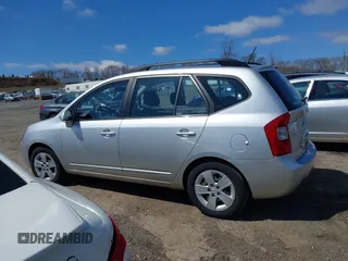 2009 Kia Rondo LX with VIN KNAFG529297274333, listed as a IAAI auction lot 41930091 with 45,960 mi miles. Bid and sale history available at carsss.com. Image 14.