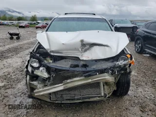 2008 Honda Odyssey EX-L with VIN 5FNRL38628B414581, listed as a Copart auction lot 52548104 with 236,692 mi miles and Salvage Title. Bid and sale history available at DreamBid. Image 5.