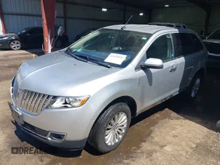 2012 Lincoln MKX with VIN 2LMDJ6JK8CBL03189, listed as a IAAI auction lot 42039099 with 202,689 mi miles. Bid and sale history available at carsss.com. Image 17.