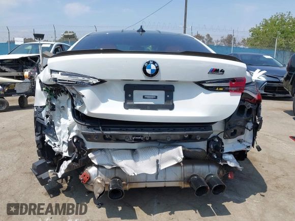 2022 BMW M4 Competition z VIN WBS33AZ04NCJ20752, wystawiony jako IAAI lot #42153801 z przebiegiem 9 523 mil mil oraz . Historia ofert i sprzedaży dostępna na DreamBid. Obrazek 6.