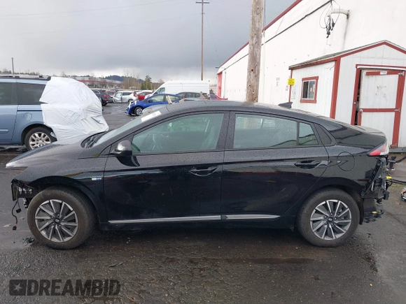 2020 Hyundai Ioniq SE with VIN KMHC75LJ3LU071938, listed as a IAAI auction lot 41785298 with 47,165 mi miles and . Bid and sale history available at DreamBid. Image 15.