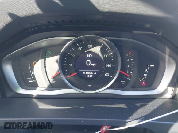2015 Volvo V60 T5 Drive-E with VIN YV140MEJ8F1261268, listed as a IAAI auction lot 41517740 with 112,991 mi miles. Bid and sale history available at carsss.com. Image 15.