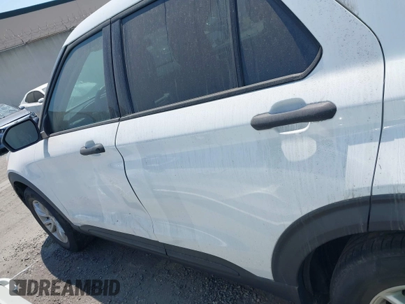 2021 Ford Explorer z VIN 1FMSK7BHXMGA87655, wystawiony jako IAAI lot #42272944 z przebiegiem 47 353 mil mil oraz . Historia ofert i sprzedaży dostępna na DreamBid. Obrazek 14.