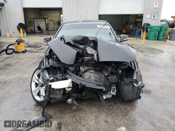 2013 BMW 3 Series 335i z VIN WBA3A9G53DNN73254, wystawiony jako Copart lot #42039625 z przebiegiem Nie podano mil oraz Szkoda całkowita • Salvage title. Historia ofert i sprzedaży dostępna na DreamBid. Obrazek 5.