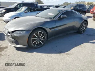 2019 Aston Martin Vantage z VIN SCFSMGAW9KGN02610, wystawiony jako Copart lot #75625184 z przebiegiem 17 267 mil mil oraz Szkoda całkowita • Salvage title. Historia ofert i sprzedaży dostępna na DreamBid. Obrazek 1.