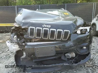 2019 Jeep Cherokee Latitude with VIN 1C4PJLCB0KD221636, listed as a Copart auction lot 59239305 with Not provided miles and Salvage title. Bid and sale history available at DreamBid. Image 5.