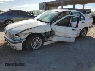 1998 BMW 3 Series 328i z VIN WBACD4322WAV64531, wystawiony jako Copart lot #47091785 z przebiegiem 394 082 mil mil oraz Szkoda całkowita • Salvage title. Historia ofert i sprzedaży dostępna na DreamBid. Obrazek 1.
