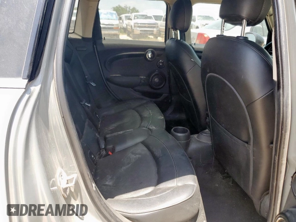 2015 MINI Hardtop 4 Door с VIN WMWXS5C51FT830794, выставлен на аукционе Copart как лот 57451785 с пробегом 171 669 миль миль и Списание • Salvage title. История ставок и продаж доступна на DreamBid. Изображение 10.