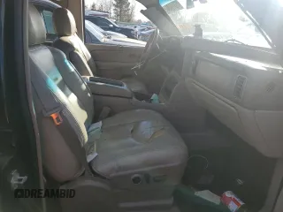 2005 Chevrolet Suburban LT with VIN 3GNEC16Z75G279272, listed as a Copart auction lot 85319404 with 248,339 mi miles and Salvage Title. Bid and sale history available at carsss.com. Image 7.