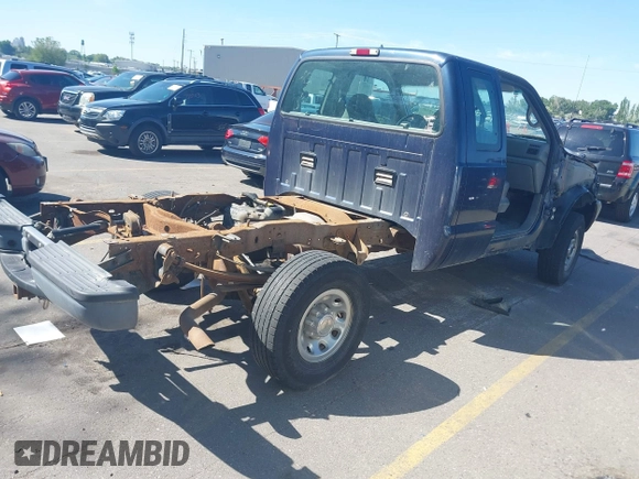 2002 Ford F-250 XL with VIN 1FTNX21L02EC93801, listed as a IAAI auction lot 42312747 with Not provided miles and . Bid and sale history available at DreamBid. Image 4.