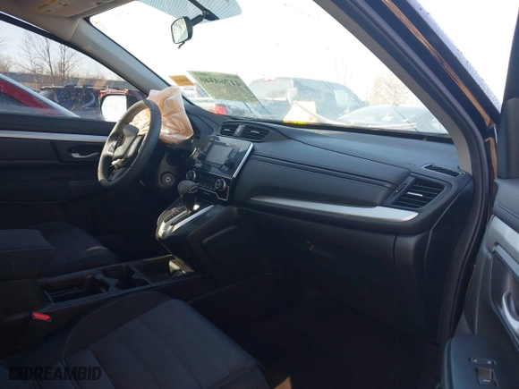 2018 Honda CR-V LX with VIN 2HKRW6H32JH217402, listed as a IAAI auction lot 41760340 with 69,515 mi miles. Bid and sale history available at carsss.com. Image 5.