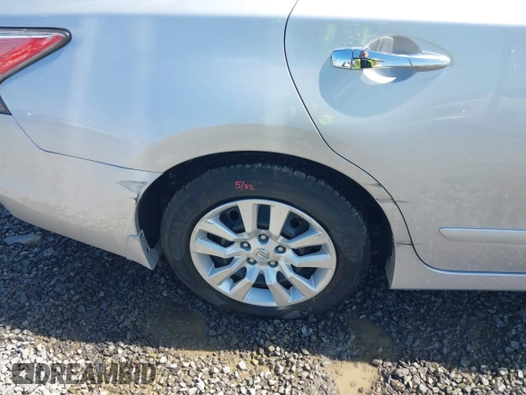 2015 Nissan Altima SV with VIN 1N4AL3AP1FC459401, listed as a IAAI auction lot 41918260 with 45,687 mi miles and . Bid and sale history available at DreamBid. Image 17.