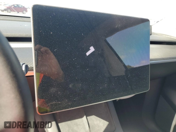 2022 Tesla Model Y Performance with VIN 7SAYGDEF5NF443274, listed as a Copart auction lot 49581905 with Not provided miles and Salvage title. Bid and sale history available at DreamBid. Image 9.