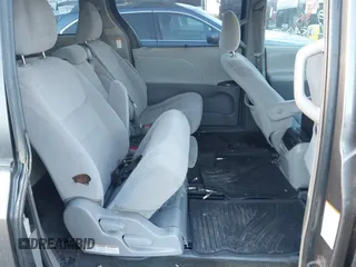 2015 Toyota Sienna LE AAS with VIN 5TDKK3DC2FS678943, listed as a IAAI auction lot 41184022 with 161,120 mi miles. Bid and sale history available at carsss.com. Image 8.