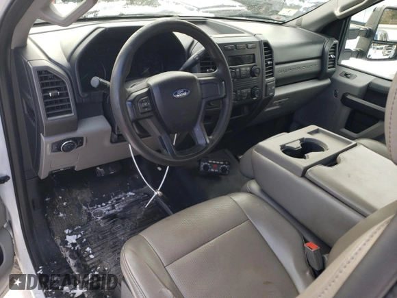 2019 Ford Super Duty F-250 SRW XL with VIN 1FTBF2B63KEF97154, listed as a Copart auction lot 87145074 with 87,303 mi miles and Salvage Title. Bid and sale history available at carsss.com. Image 8.