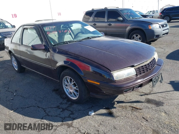 1995 Chevrolet Beretta z VIN 1G1LV1547SY276155, wystawiony jako IAAI lot #41703189 z przebiegiem 114 320 mil mil oraz . Historia ofert i sprzedaży dostępna na DreamBid. Obrazek 1.
