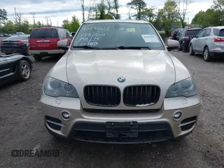 2013 BMW X5 xDrive35i z VIN 5UXZV4C58DL993516, wystawiony jako IAAI lot #42192619 z przebiegiem 153 840 mil mil oraz . Historia ofert i sprzedaży dostępna na DreamBid. Obrazek 12.